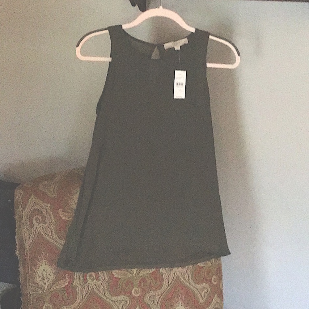 Loft pretty green shell